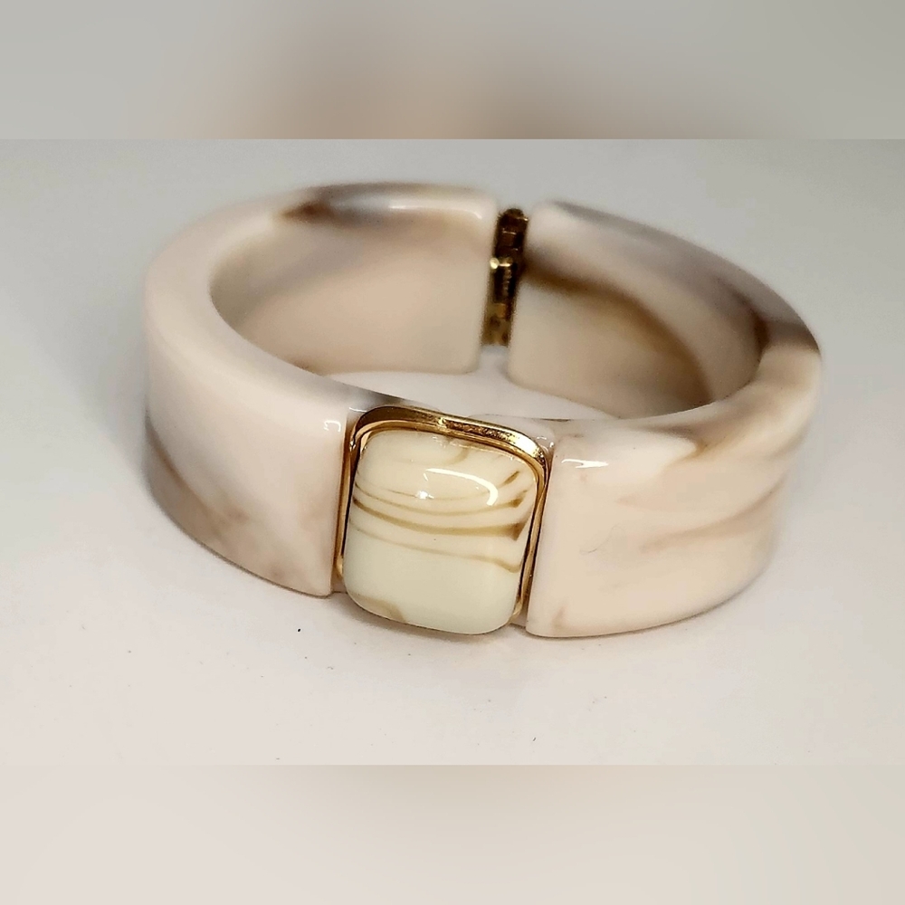 Acryclic Clamp Bracelet